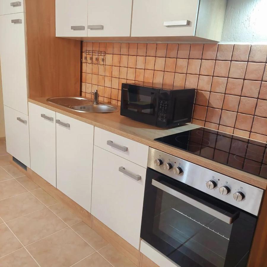 Apartman Thea Gomirje Εξωτερικό φωτογραφία