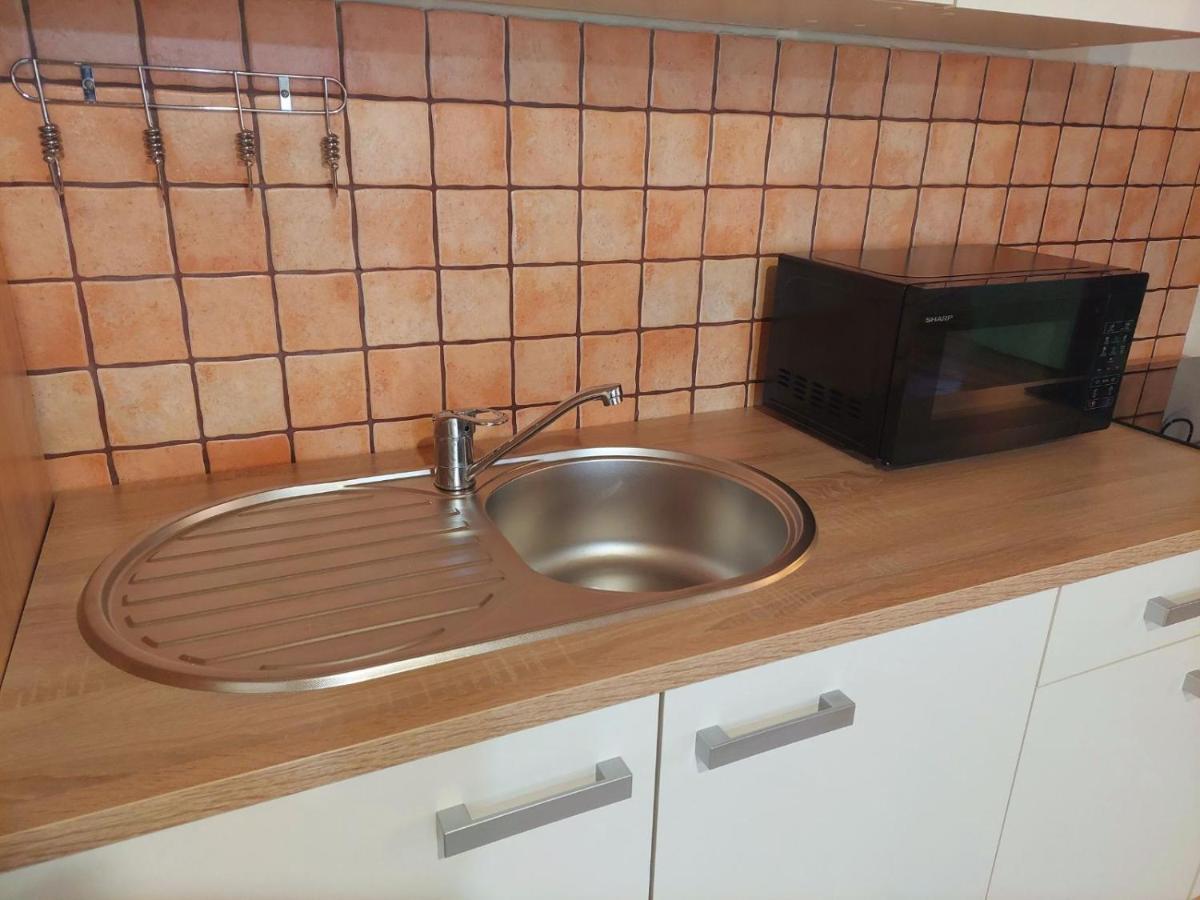 Apartman Thea Gomirje Εξωτερικό φωτογραφία